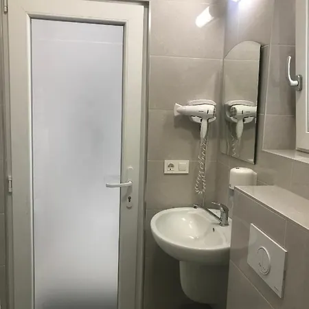 Gasthof Pensiunea Max *